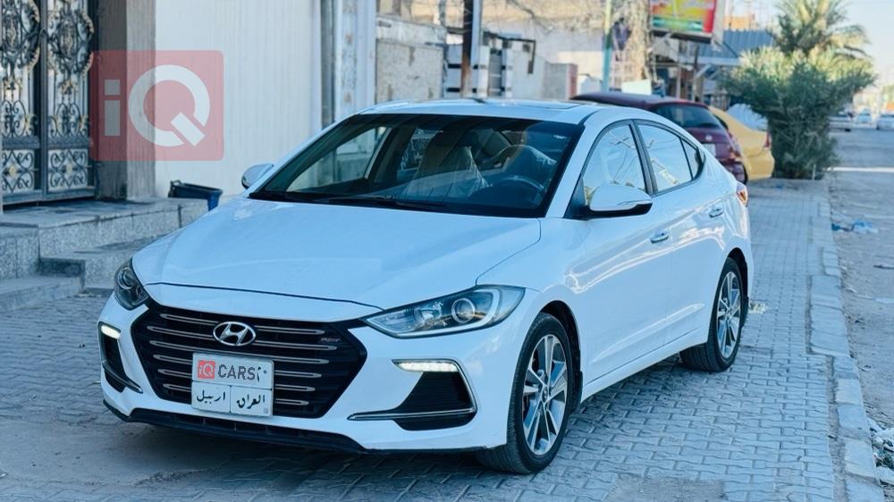 هیوندای ئەلەنترا